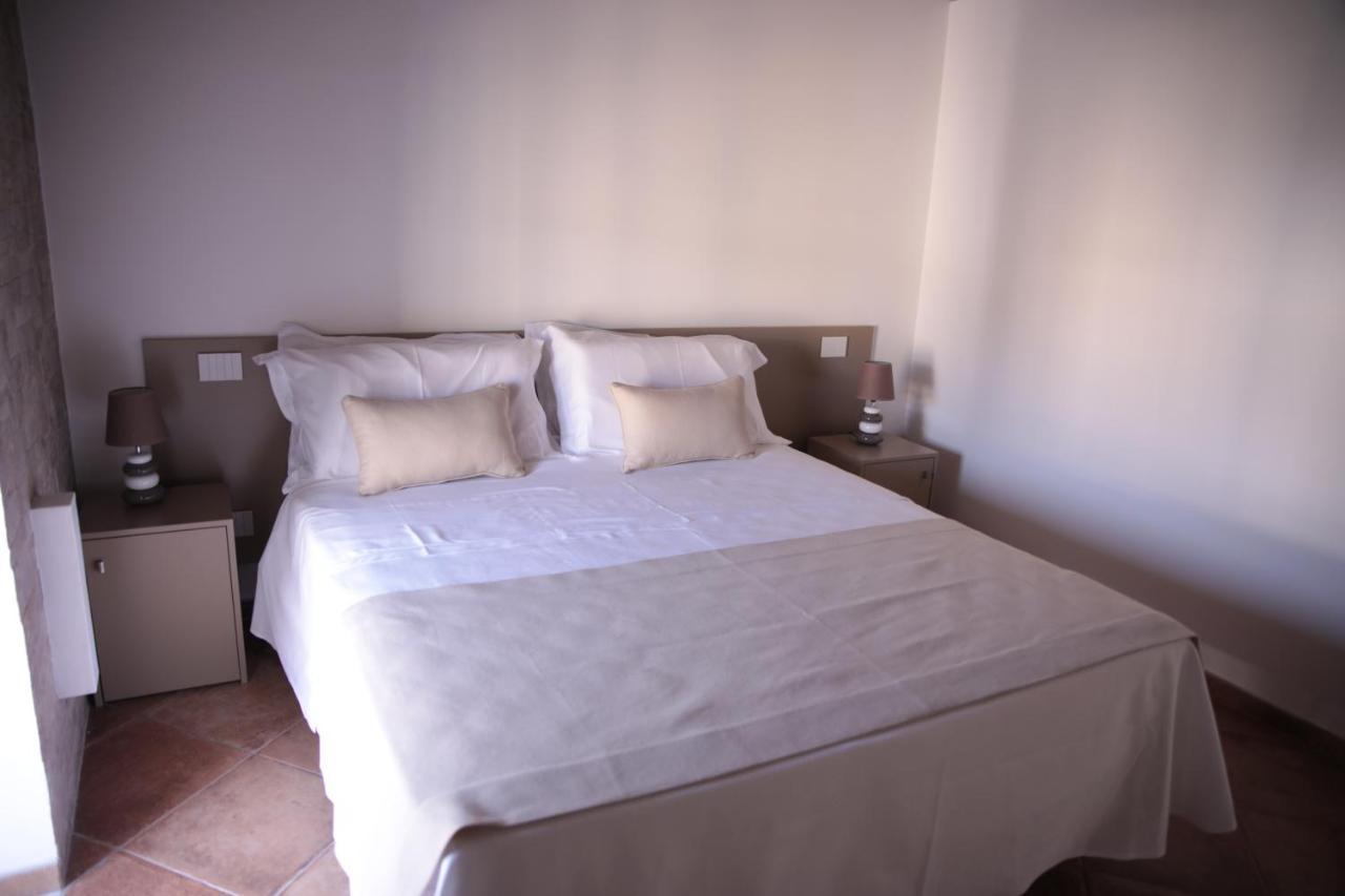 Bed and Breakfast Palazzo Caracciolo Del Sole à Terzigno Extérieur photo